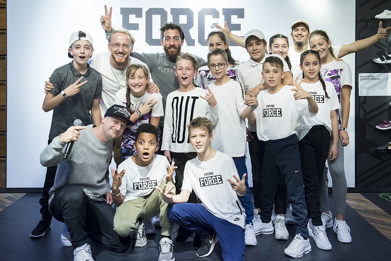 Nike Future Force 02